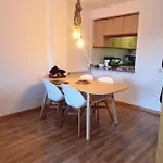 Apartment Tuhogarencerler Parking Y Taquilla En Pistas *