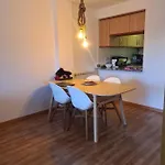 Apartment Tuhogarencerler Parking Y Taquilla En Pistas
