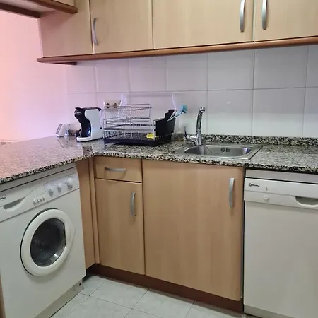 Tuhogarencerler Parking Y Taquilla En Pistas