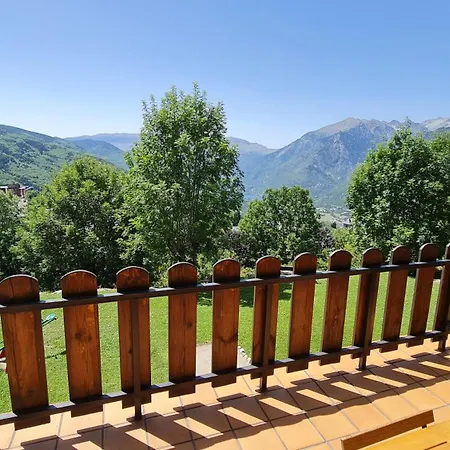 Tuhogarencerler Parking Y Taquilla En Pistas דירה *